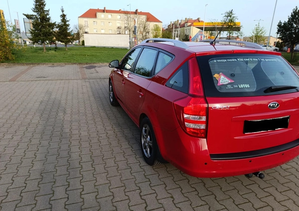 Kia Ceed cena 15500 przebieg: 208000, rok produkcji 2008 z Wągrowiec małe 301